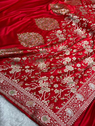 Red Shades Banarasi With Plain Minakari Broder Pattern Mashru Silk Saree MSM-135