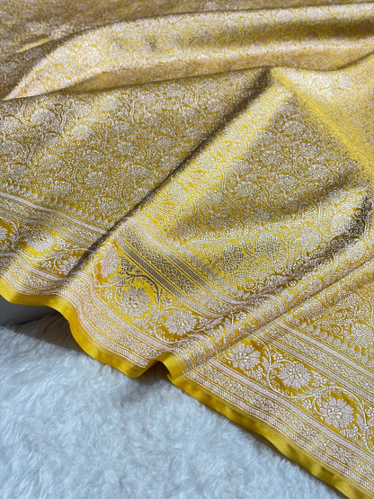 Banarasi Yellow Gold Shades Brocade Mashru Silk Saree MS84