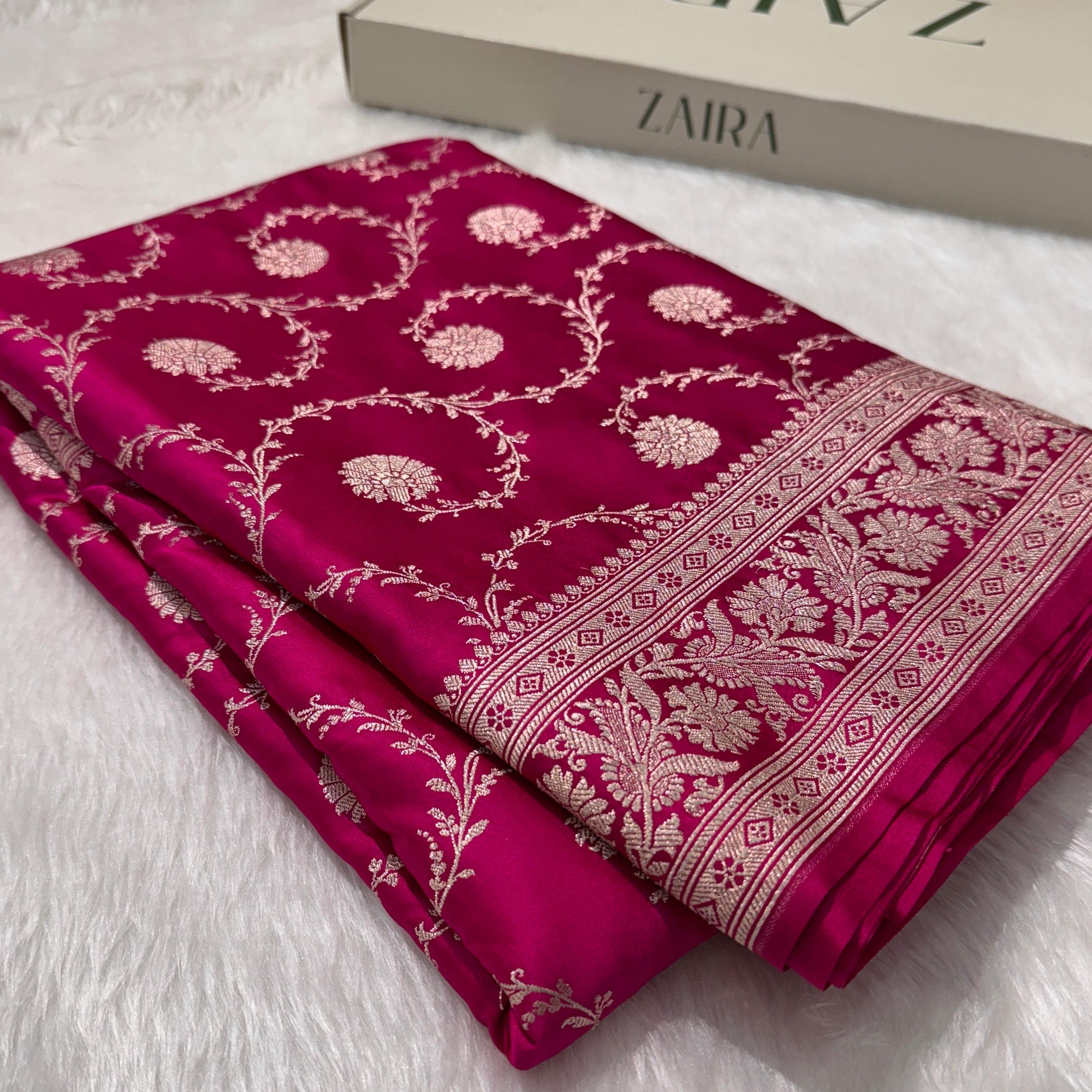 Rani Mashru Silk Banarasi Saree With Jaal Pattern