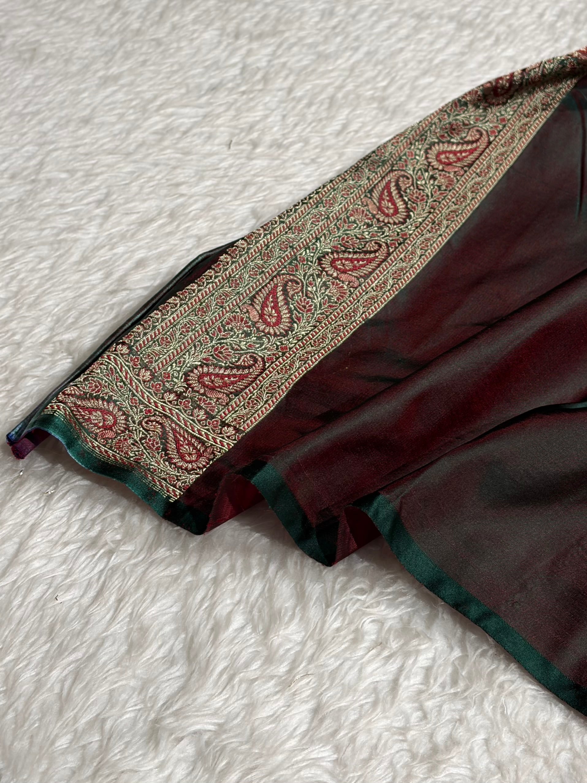 Dark Bottle Green Jamawar Tanchoi Jaal Katan Silk Saree SKTM-21