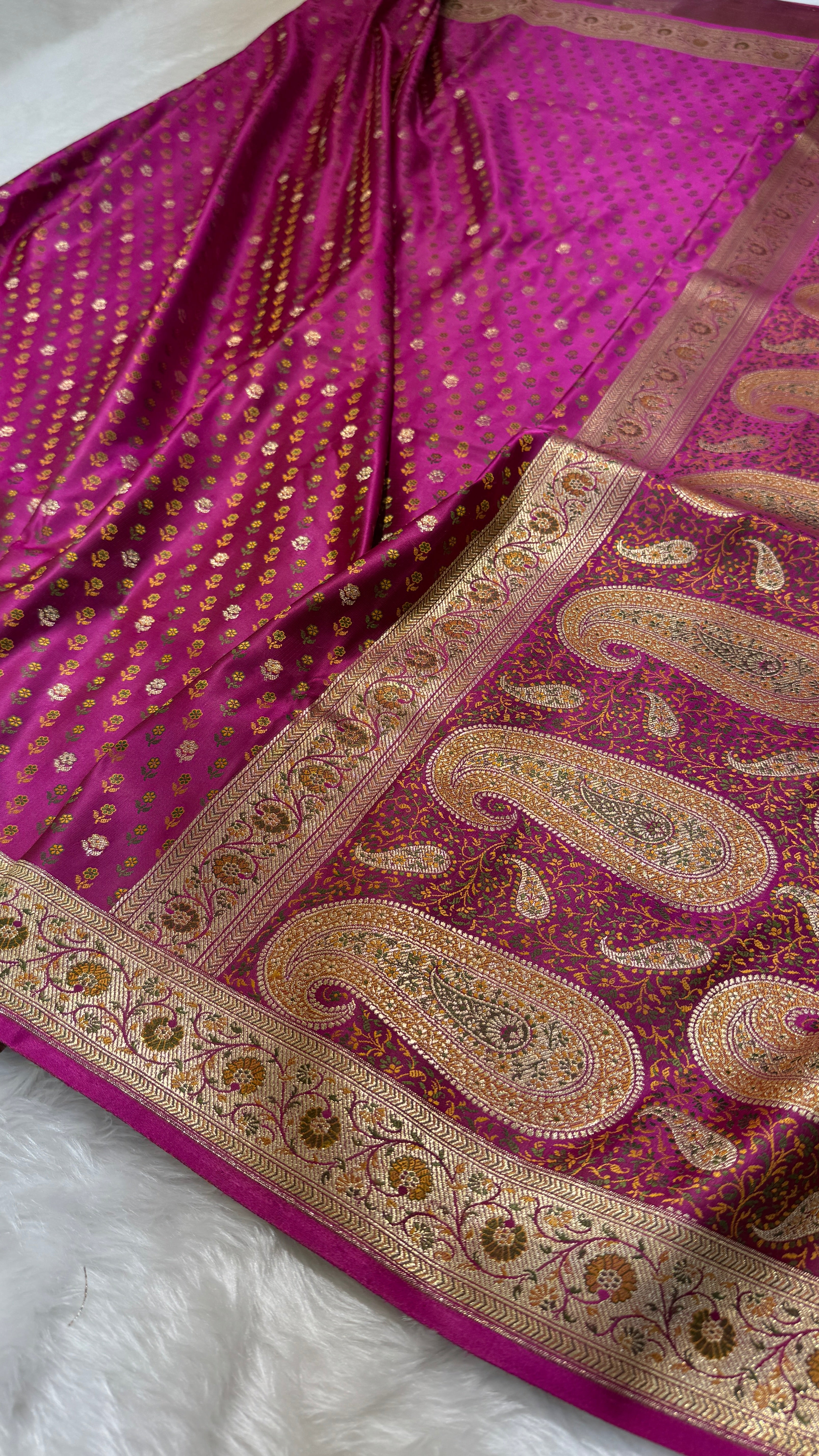 Rani Minakari Tilfi booti Katan Silk Saree