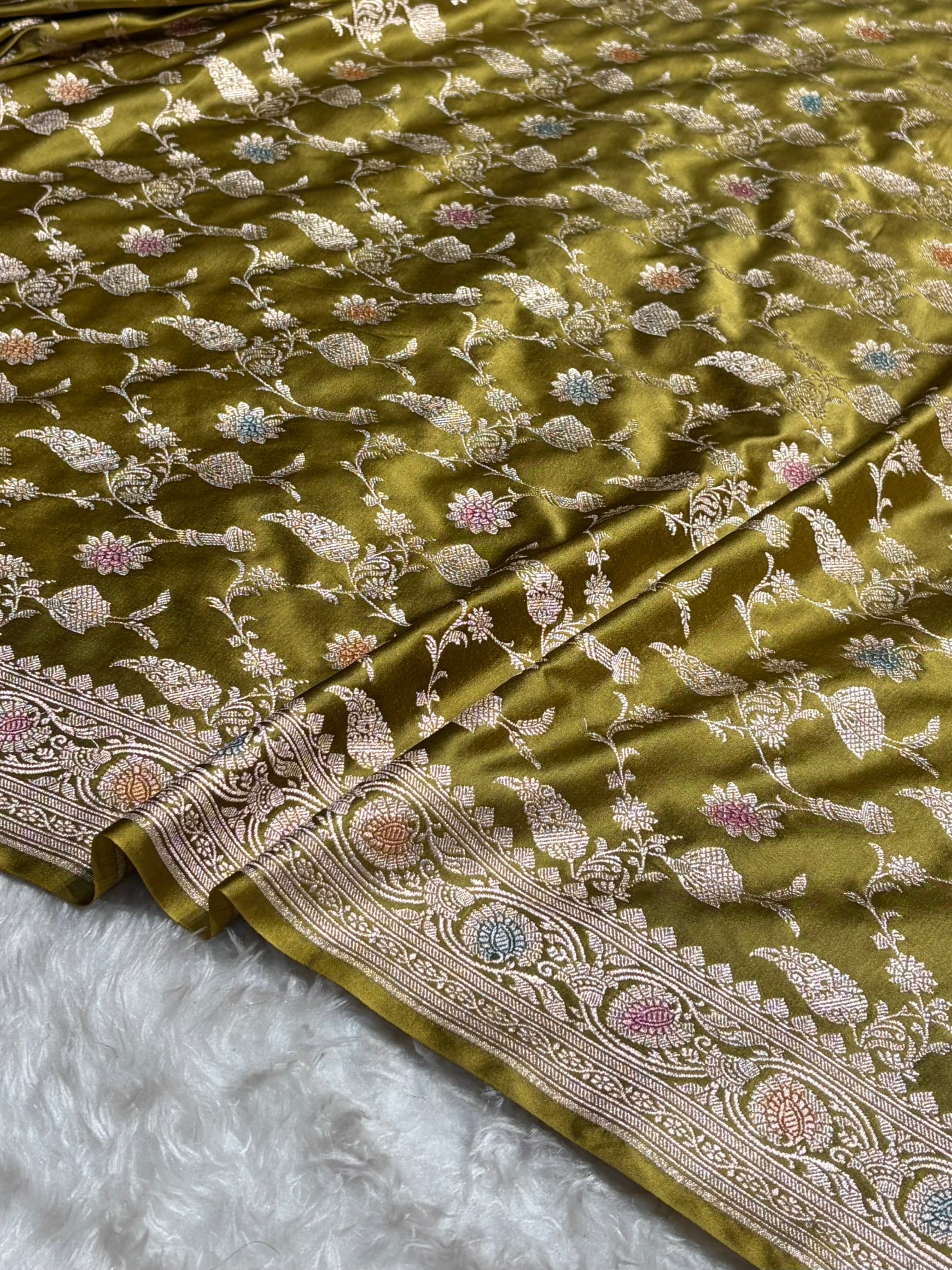 Olive Green Shades In Banarasi Minakari Jaal Mashru Silk Saree MS42