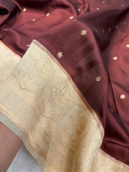 Banarasi Chocolate With Cream Contrast Shades Handwoven Pure Paper Silk Saree RM-89