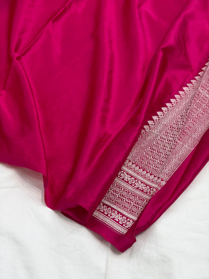 Rani Shade With Booti Pattern Mashru Silk Saree