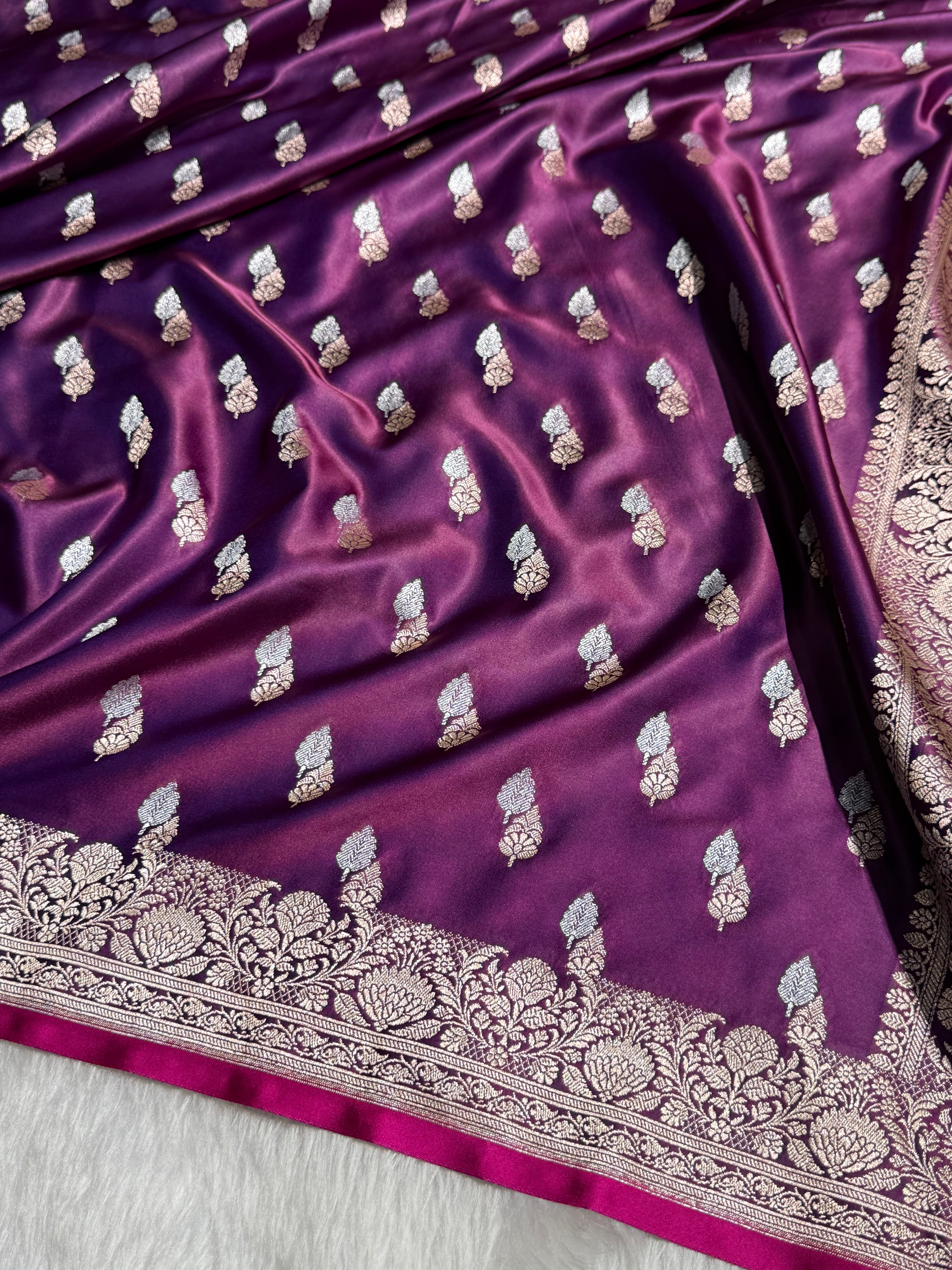 Cross Purple Dual Floral Booti Mashru Silk Saree