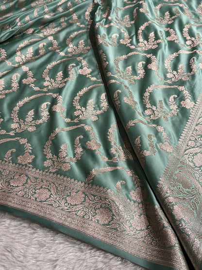 Sea Green Shades Banarasi With Floral Jaal Pattern Mashru Silk Saree MSM-132