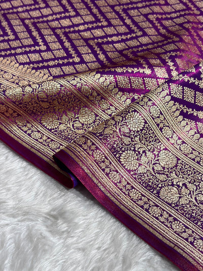 Cross Purple Shades Jaal Pattern Banarasi Satin Silk Saree SS56