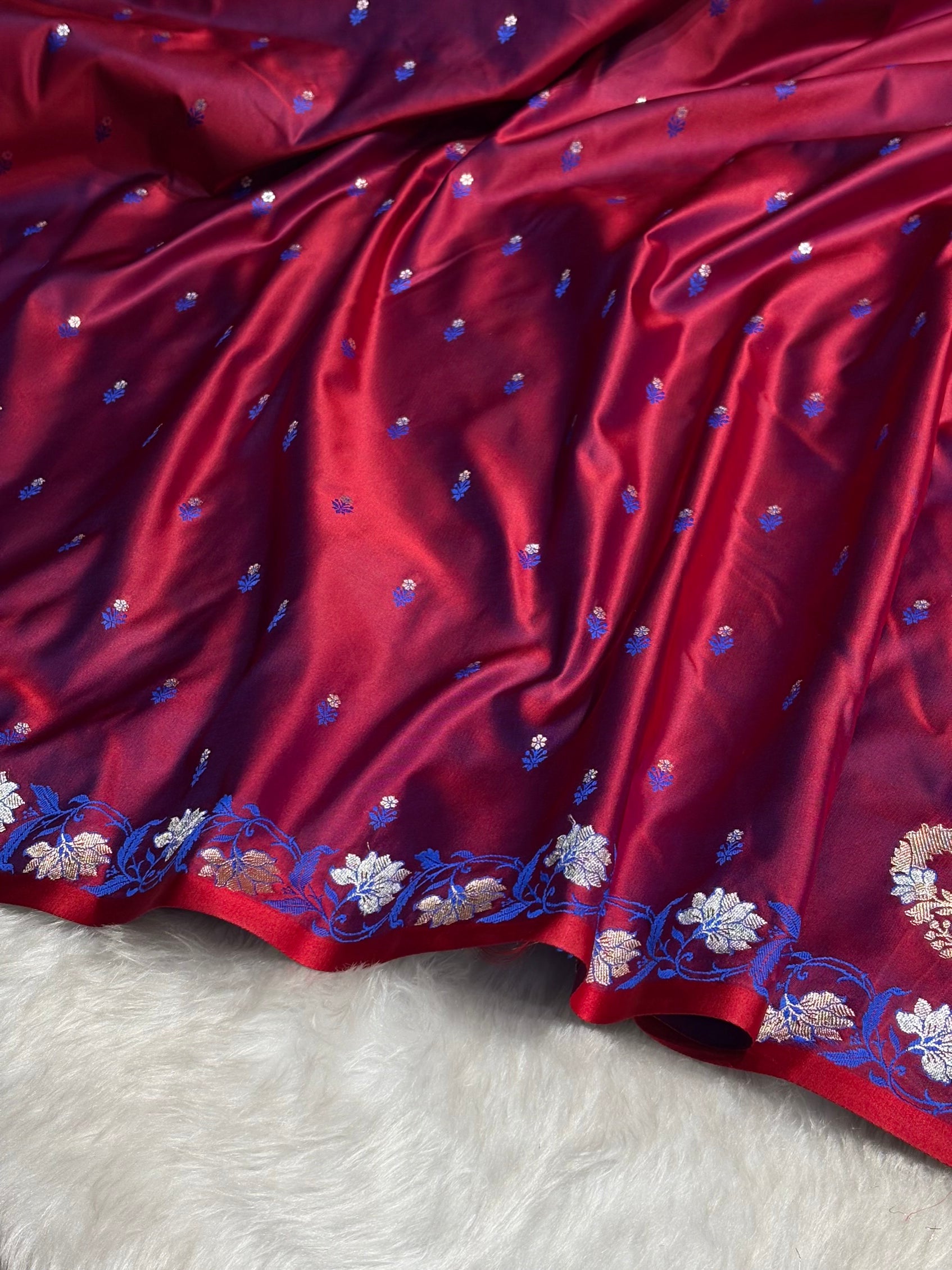 Reddish Navy Blue Floral Boota With Floral Border Mashru Silk Saree MSM 78