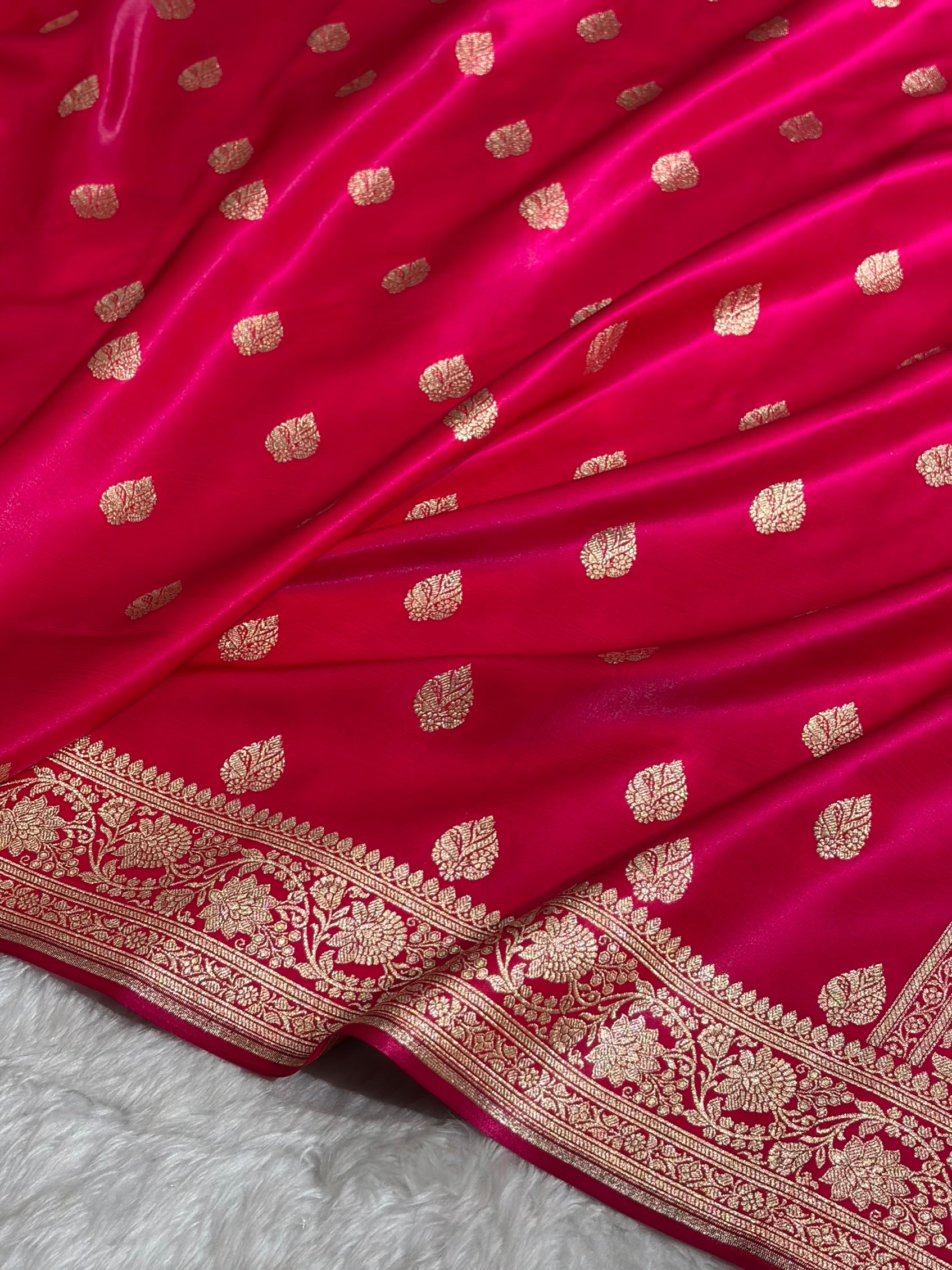 Cross Rani Shades Booti Pattern Banarasi Satin Silk Saree SS58