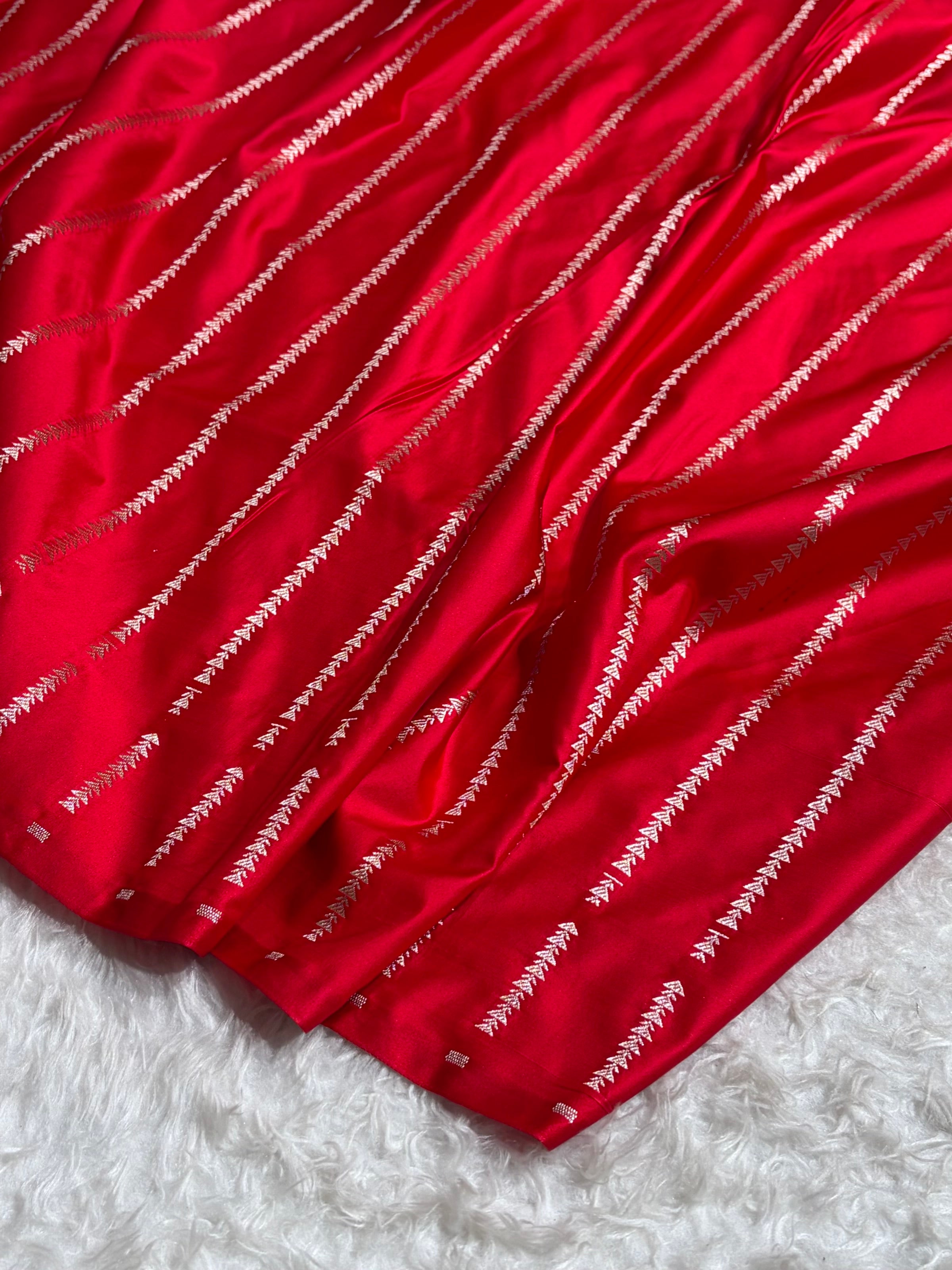 Dark Rama / Red Shades Banarasi Booti Pattern Mashru Silk Saree MSM-137