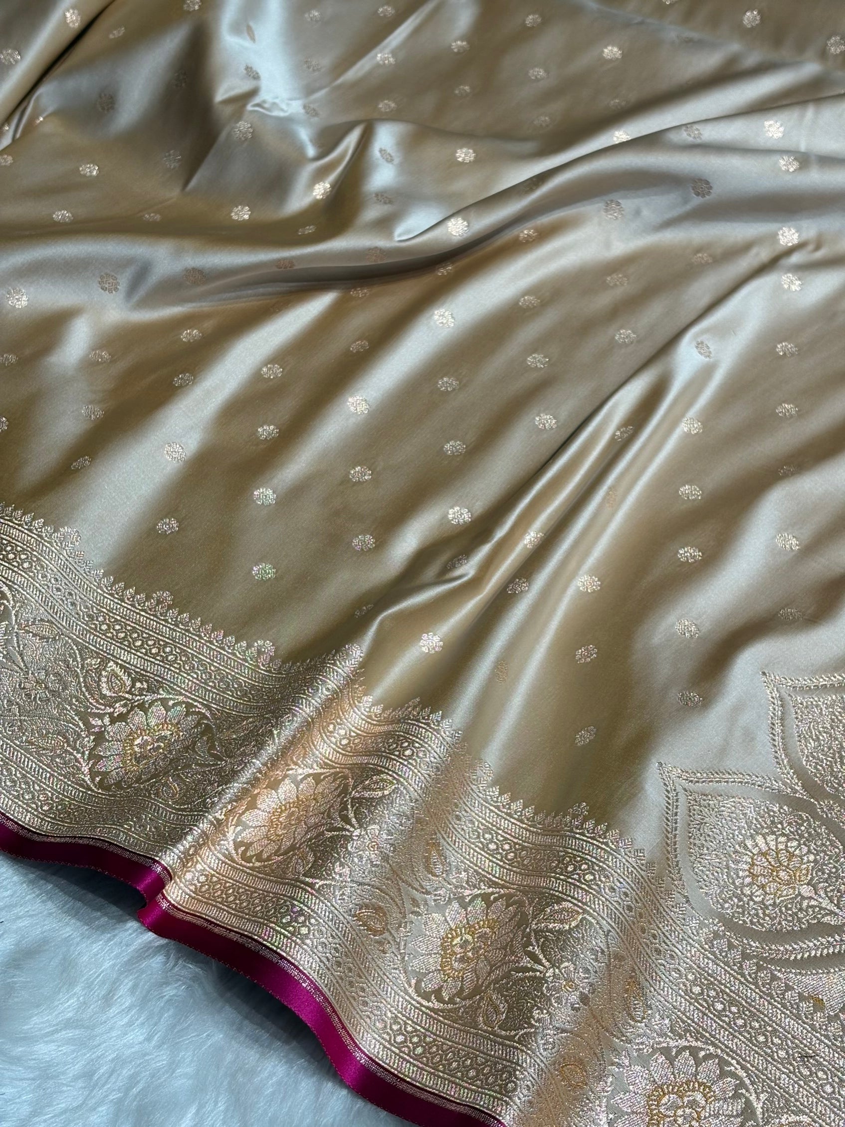 Tusser Booti Satin katan Silk Saree SK11