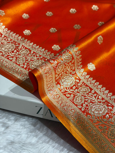 Banarasi Fire Gold Shades Booti Pattern Banarasi Satin Silk Saree SS63