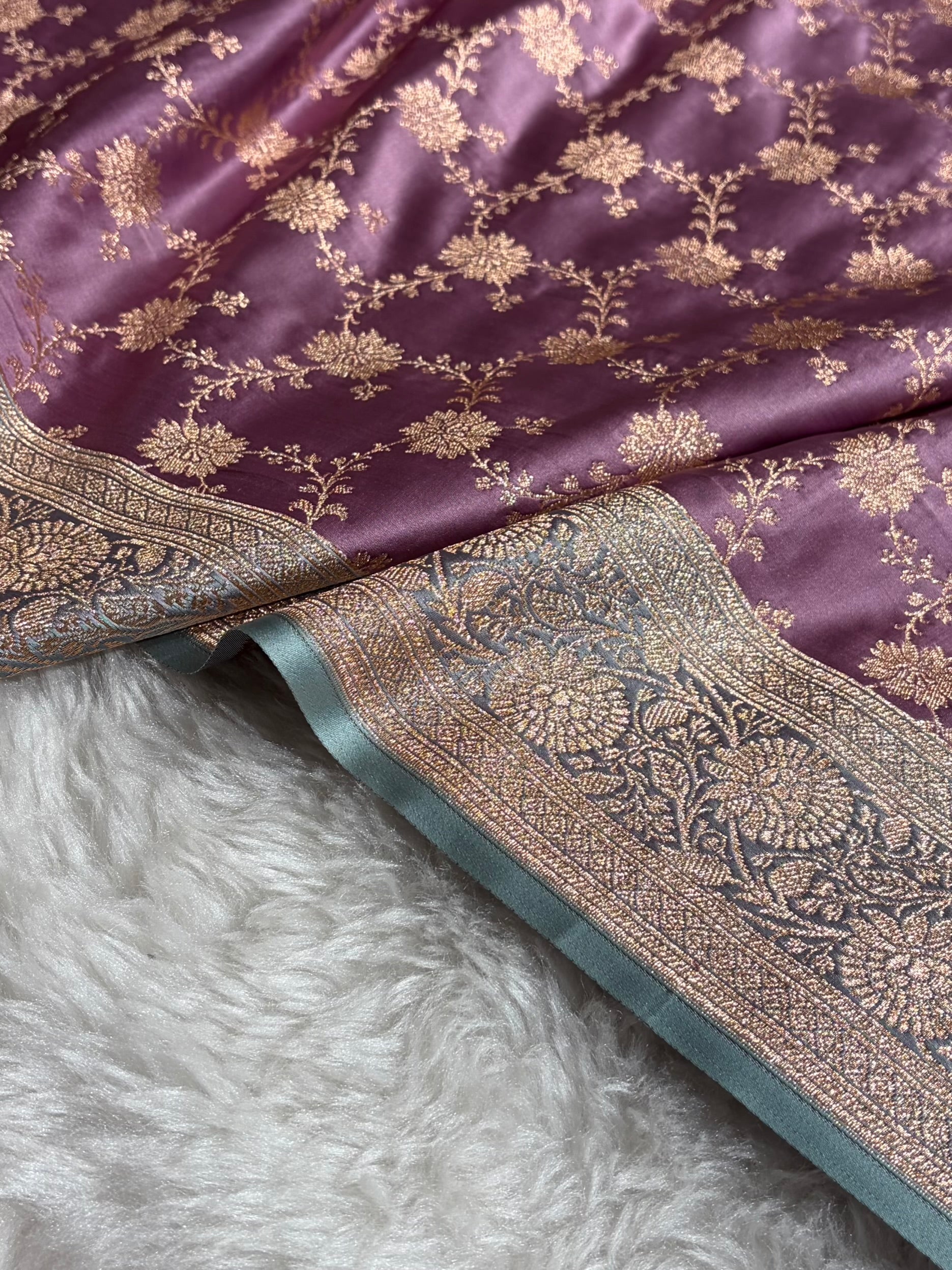 Banarasi Satin Katan Saree in Contrast Dark Lavender With Sea Green Shades SK132