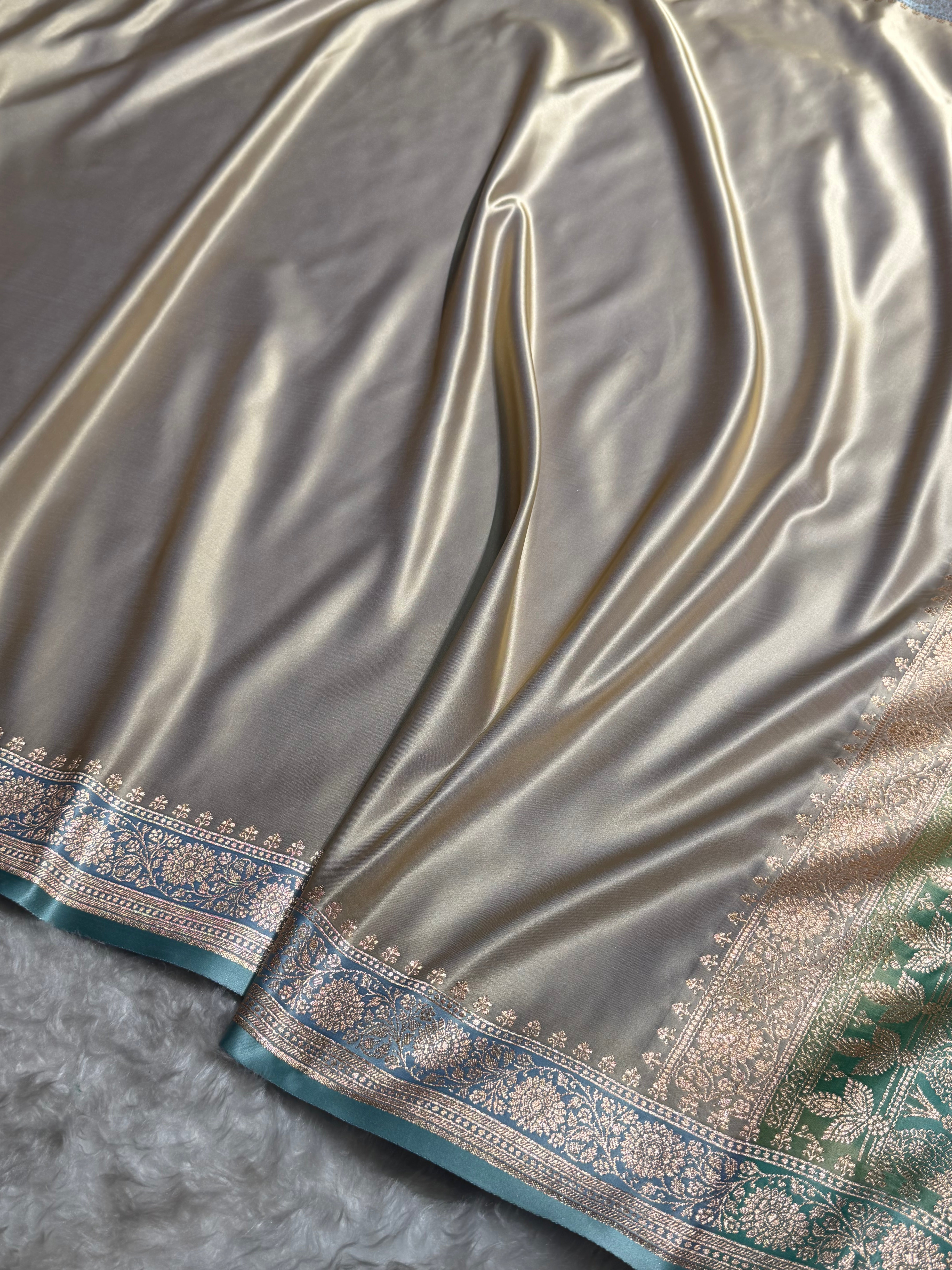 Banarasi Satin Katan Saree in Contrast  ivory - Sea Green Shades SK131