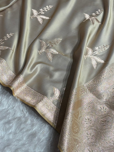 Beige Floral Motif Mashru Silk Saree MSM-04
