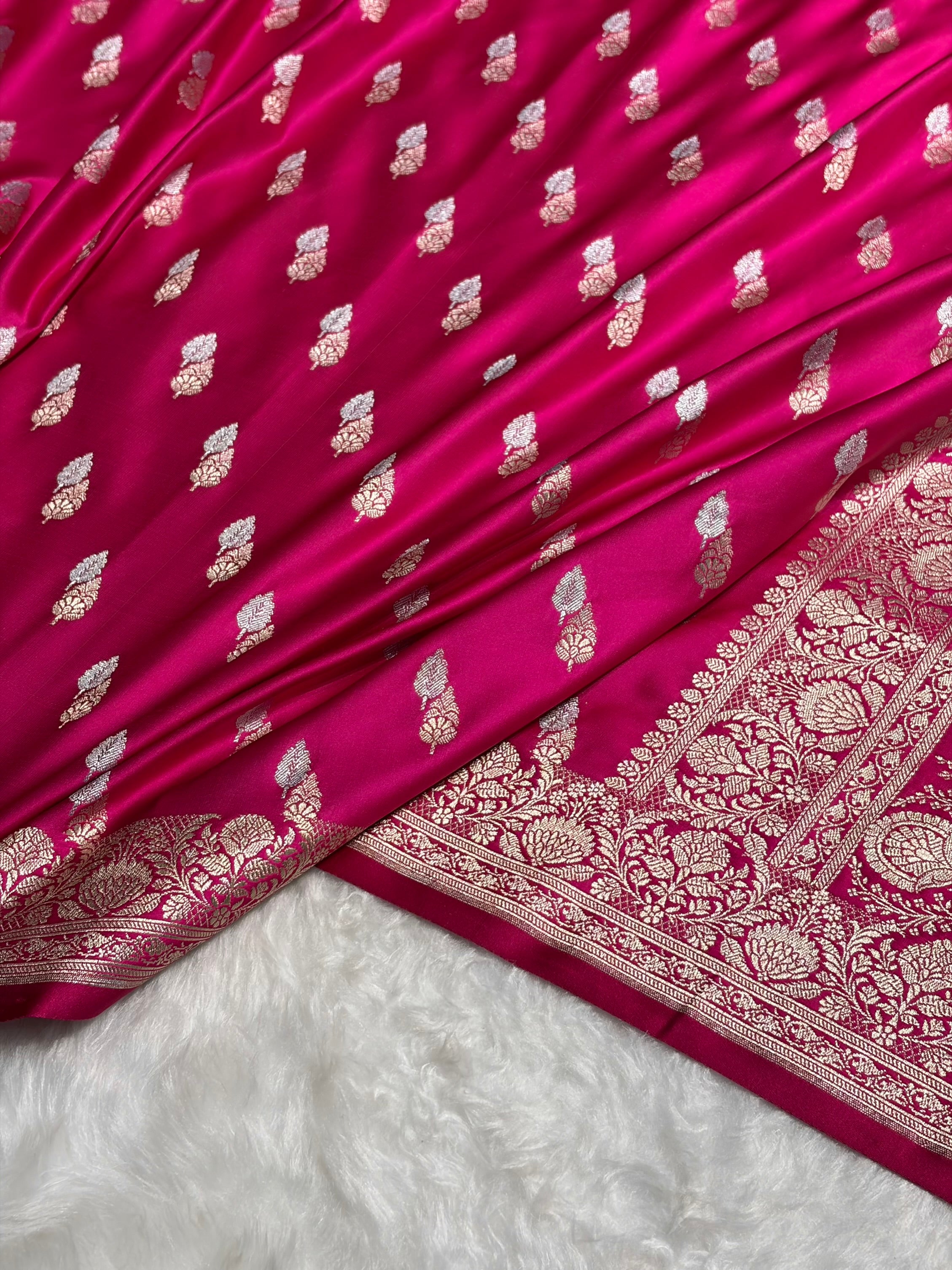 Rani Shades Floral Booti Mashru Silk Saree MSM-69