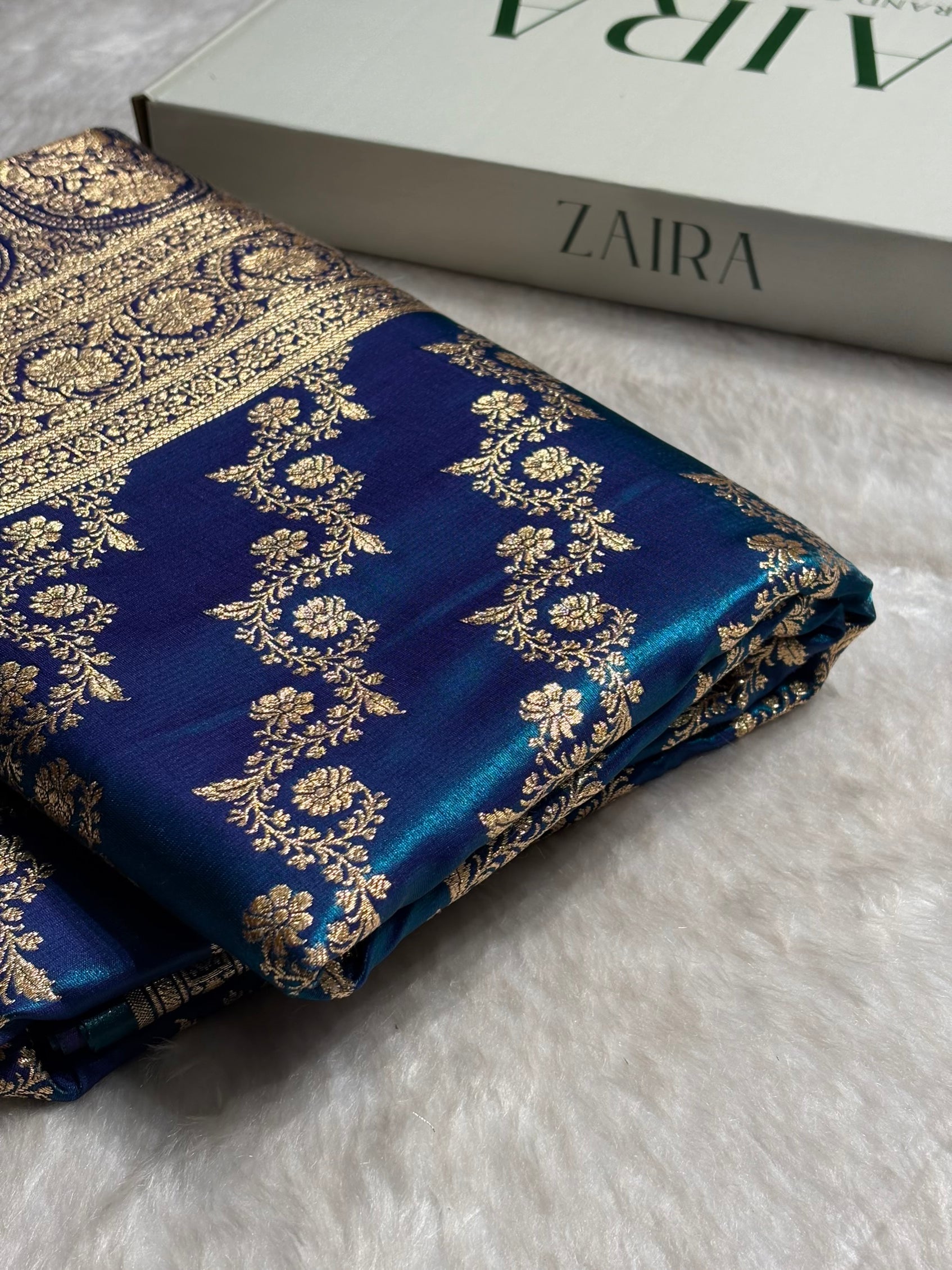Peacock Shades Banarasi Satin Silk Saree SS32