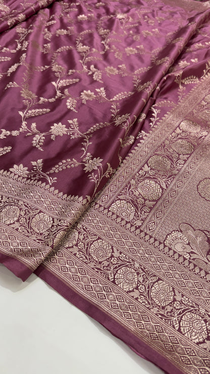 Banarasi Pattern Mauve Mashru Silk Saree