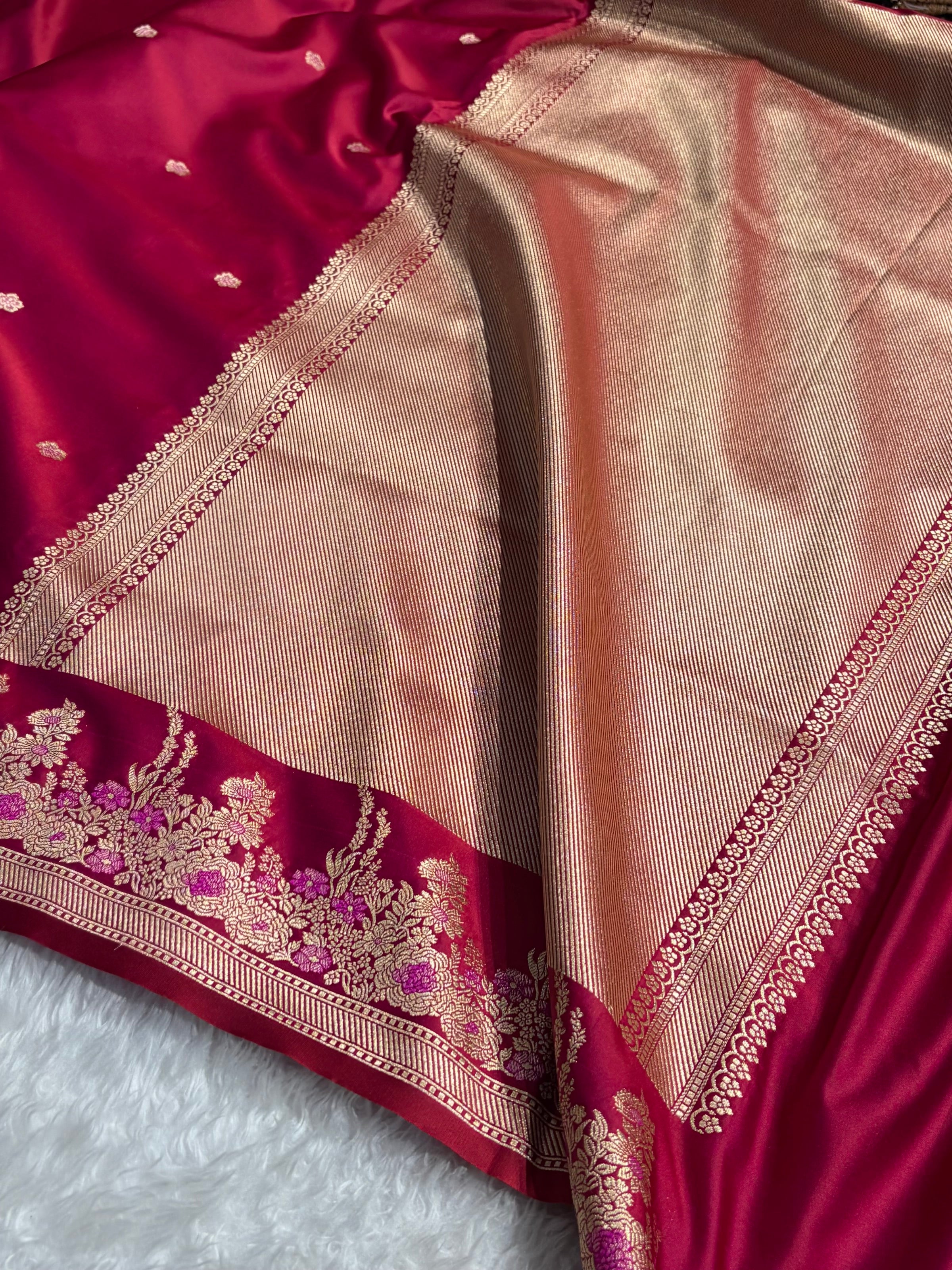 Banarasi Satin Katan Saree Booti Minakari Pattern in Cross Red Shades SK136