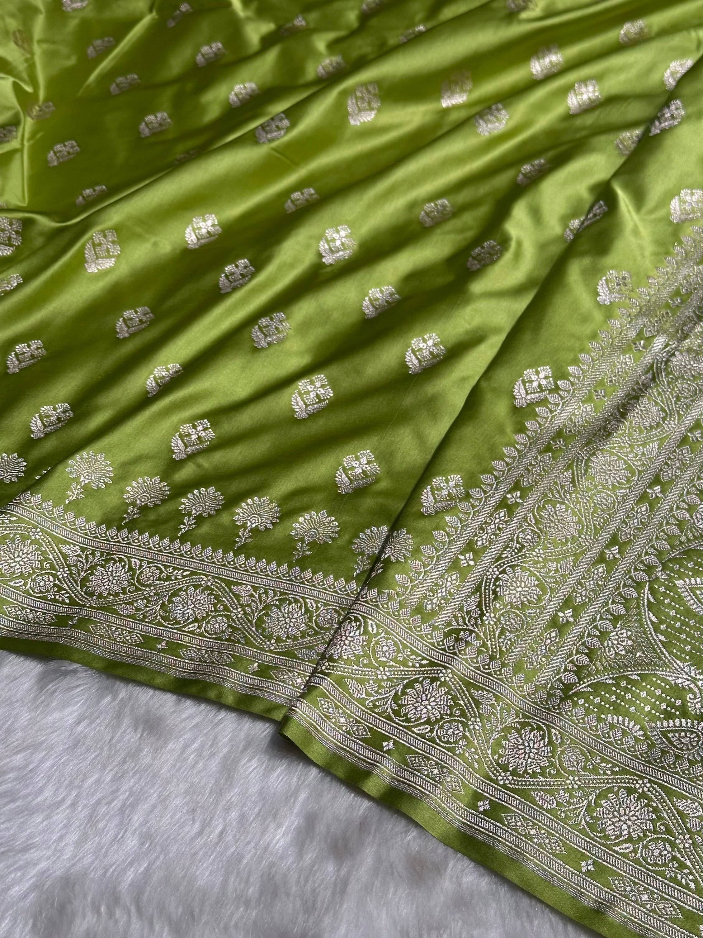 Pista Green Shades Floral Border Boota Mashru Silk Saree MS66