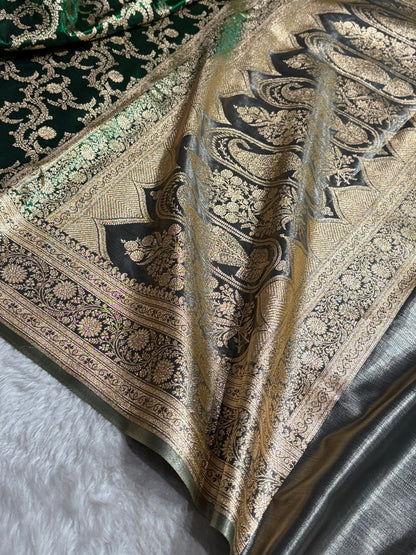 Bottle Green Contrast Shades Jaal Pattern Banarasi Satin Silk Saree SS47