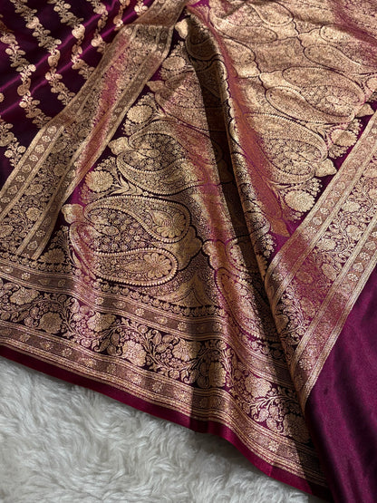 Banarasi Wine Shades Cross Pattern Banarasi Satin Silk Saree SS51