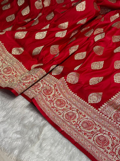 Red Katan Silk Saree In Boota Floral Motif