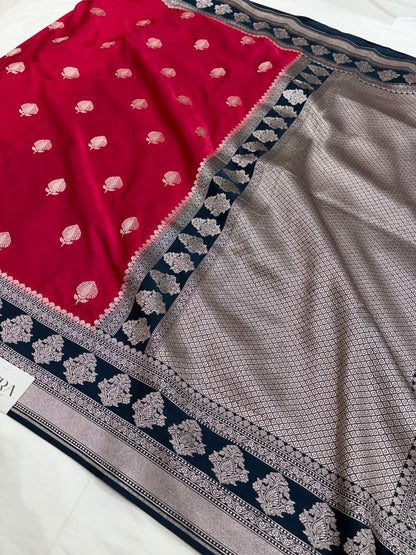 Red / German Blue Contrast Shade With Booti Pattern Mashru Silk Saree