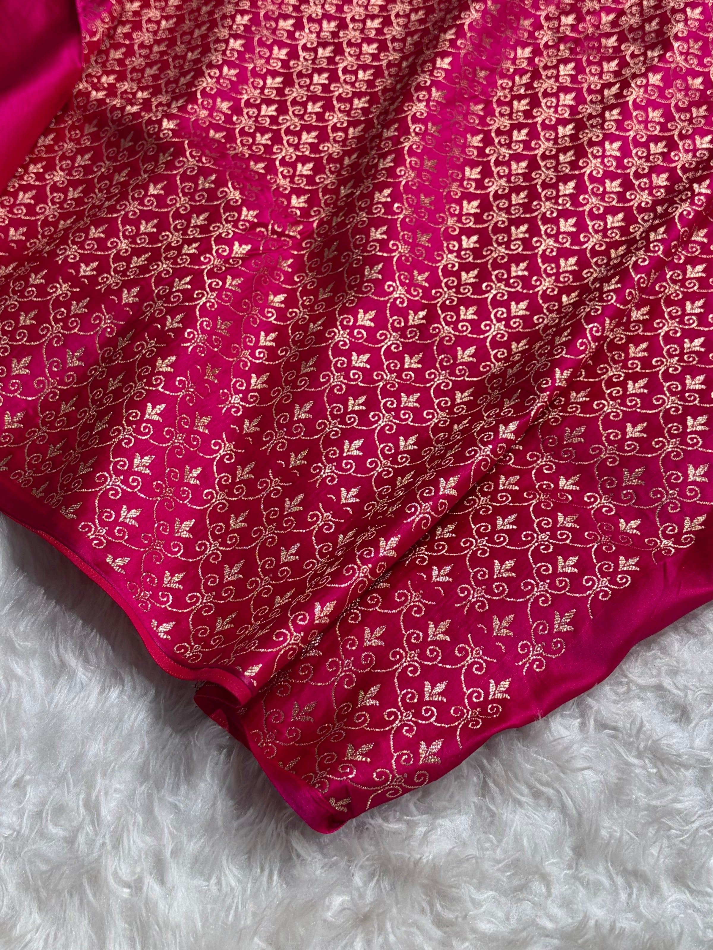 Cross Rani Shades Banarasi With Floral Border Mashru Silk Saree MSM-126
