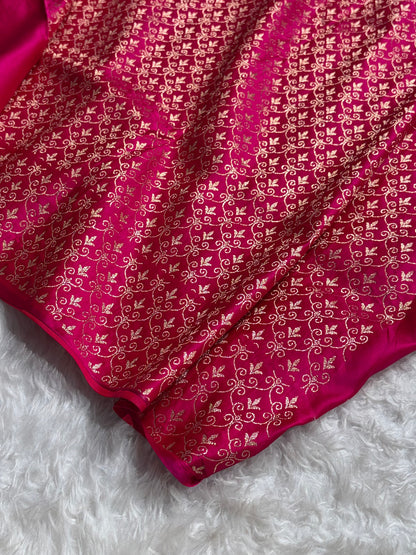 Cross Rani Shades Banarasi With Floral Border Mashru Silk Saree MSM-126