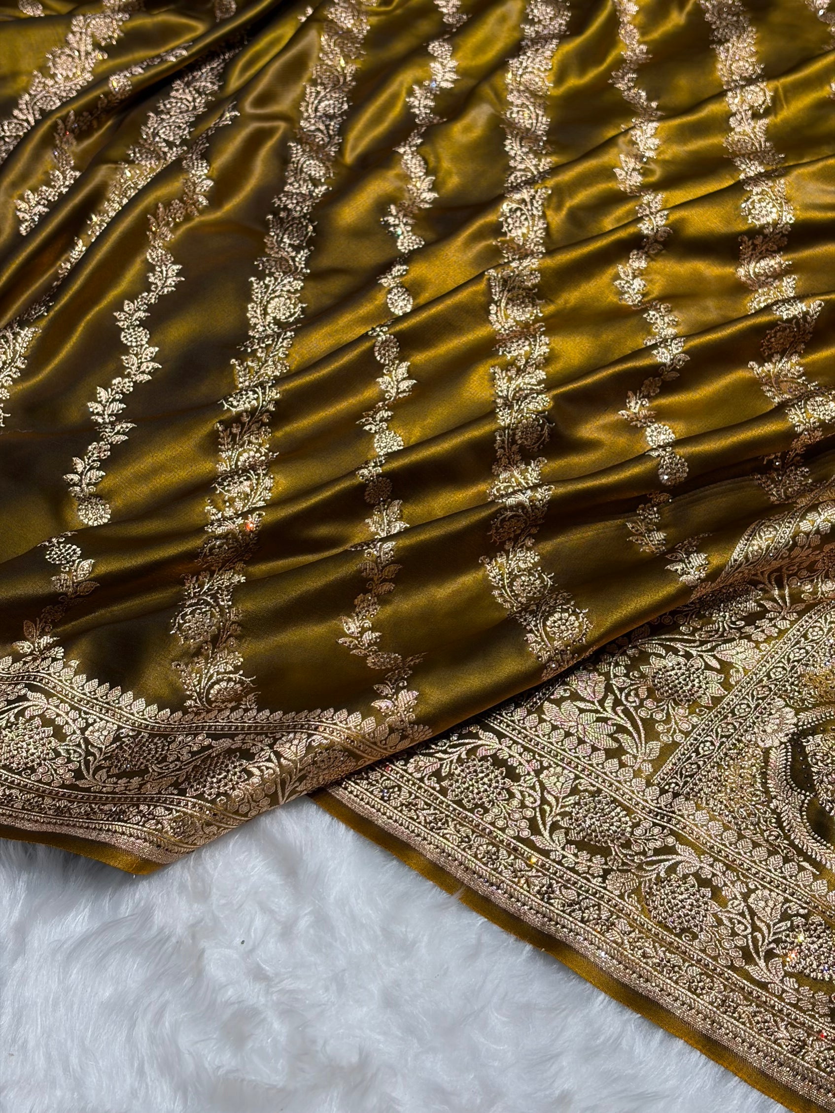 Mehendi Shades Cross with Swarovski Stone Work BSS-10