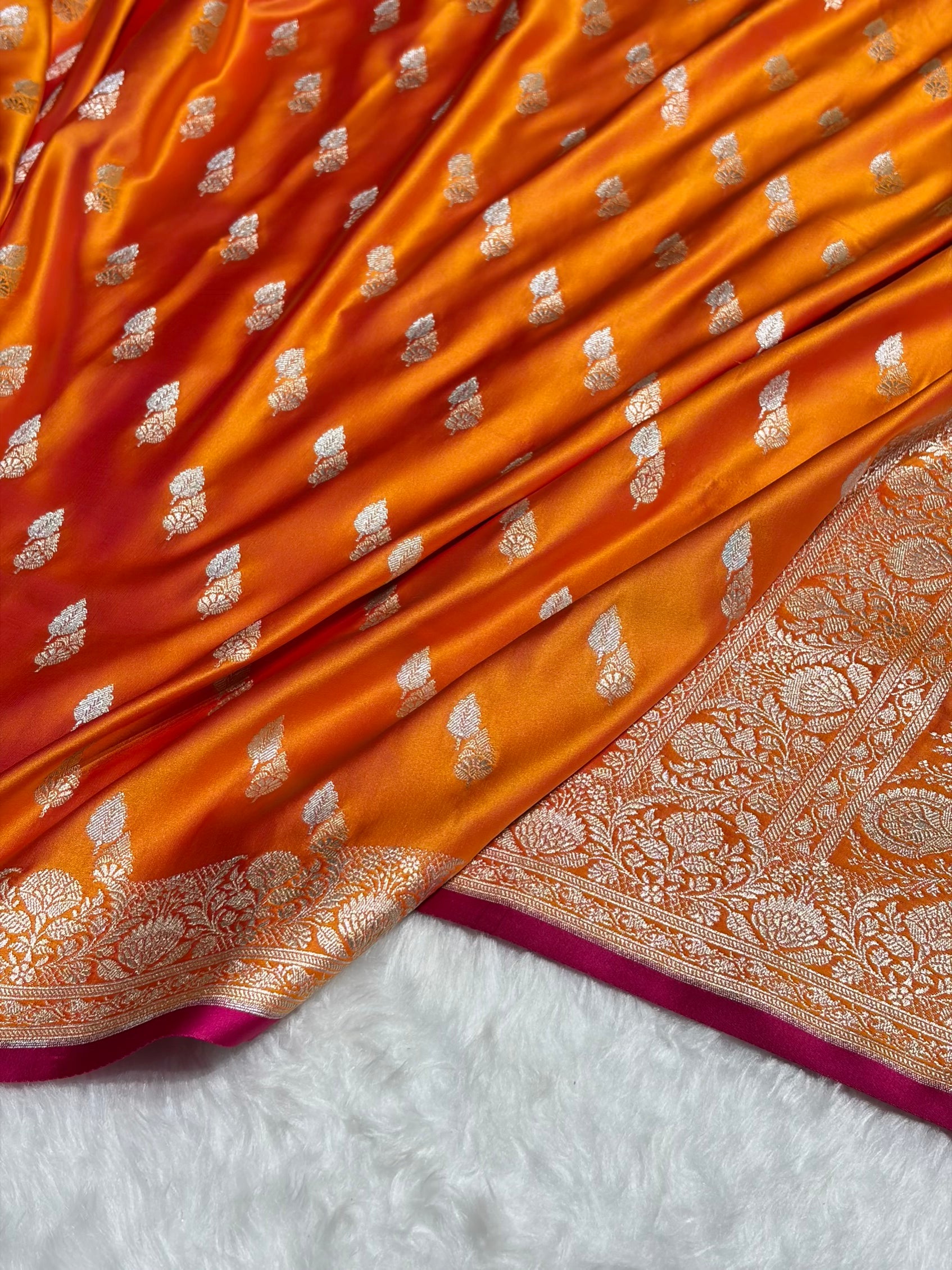 Fire Gold Shades Floral Booti Mashru Silk Saree MSM-69