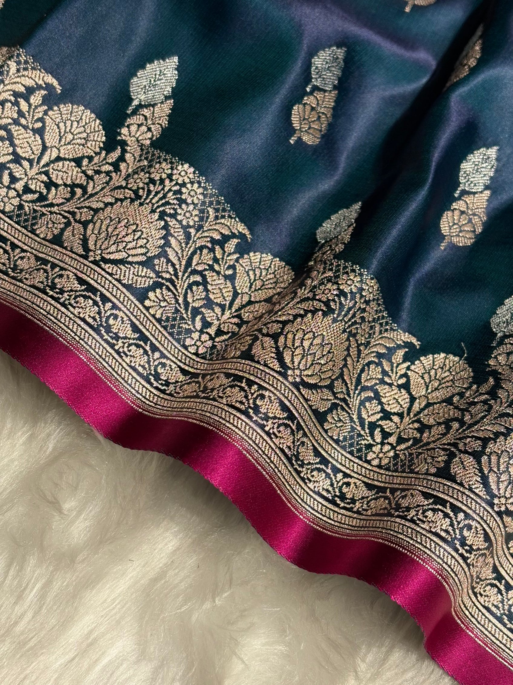 Cross Navy Shades Dual Floral Booti Mashru Silk Saree MSM-69
