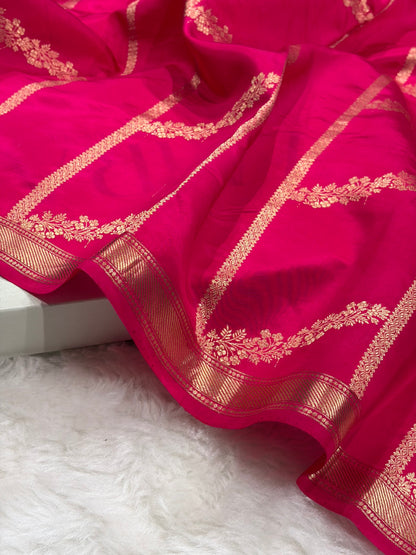 Banarasi Red Shades Handwoven Pure Paper Silk  RM-68