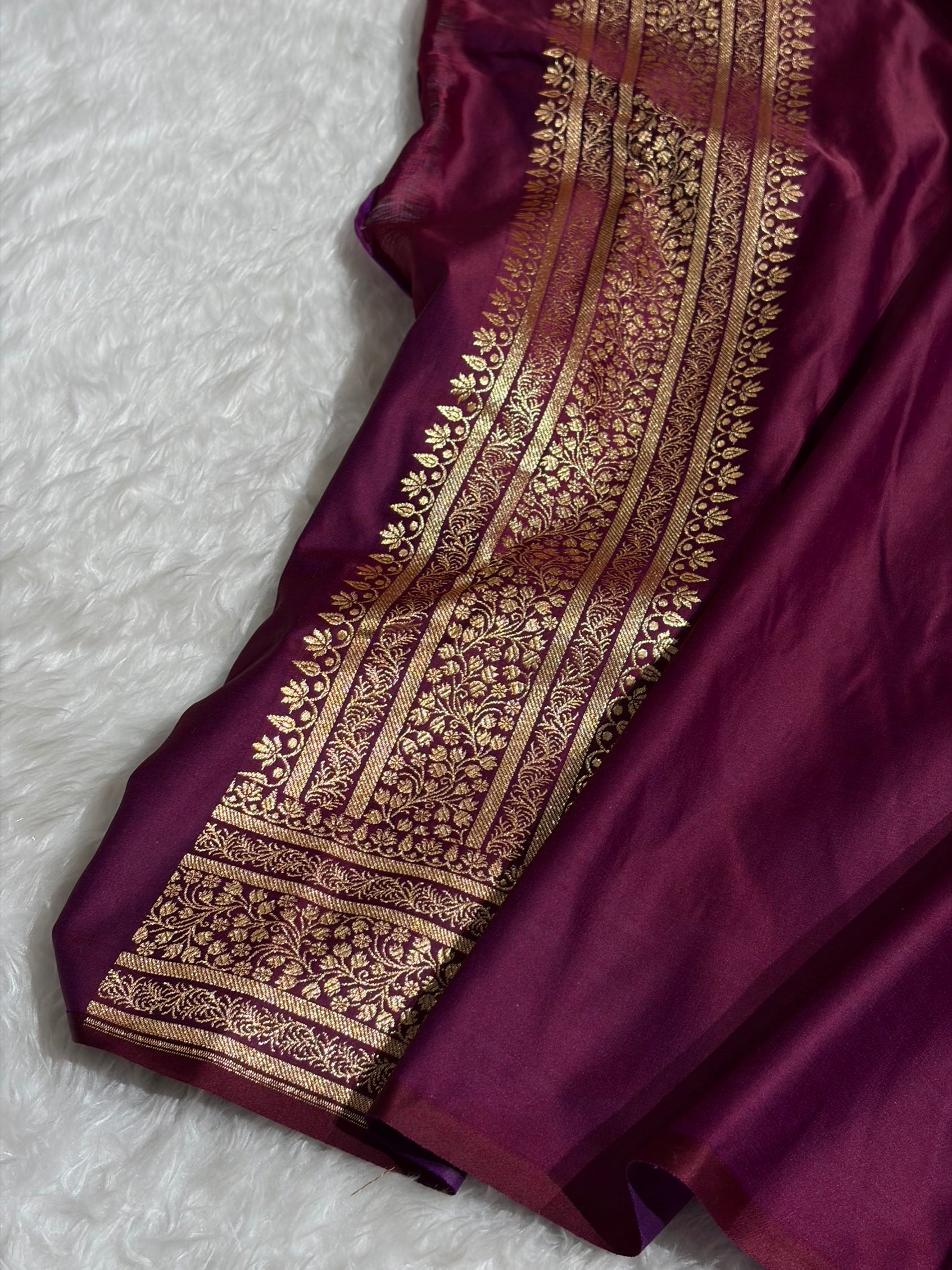 Banarasi Satin Katan Saree in Cross Garnet Shades SK88