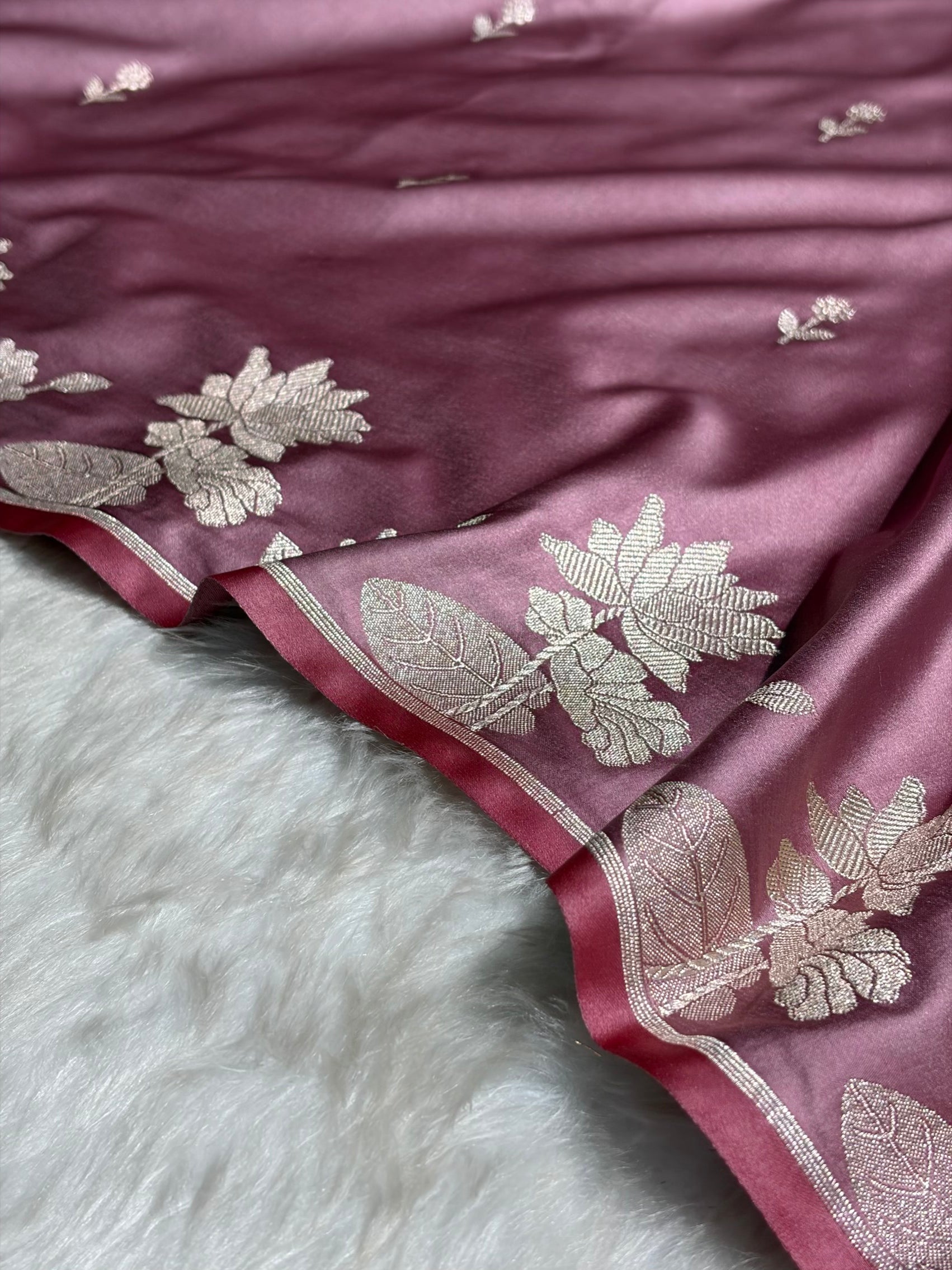 Blush Pink Floral Border Booti Mashru Silk Saree MS54