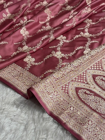 Mauve Shades Banarasi With Floral Border Mashru Silk Saree MSM-127