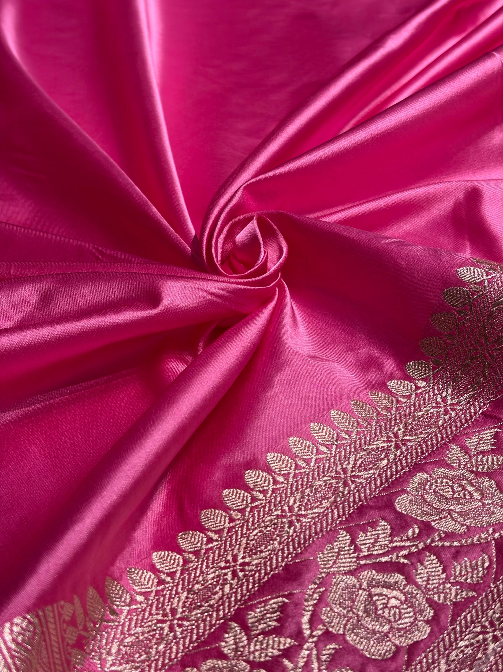 Baby Pink Rose Motif Mashru Silk Saree