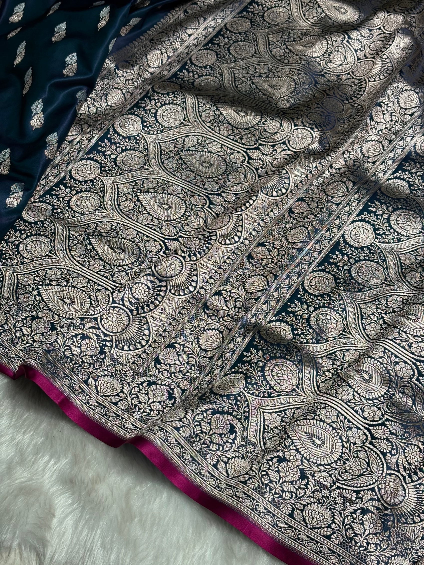 Cross Navy Shades Dual Floral Booti Mashru Silk Saree MSM-69