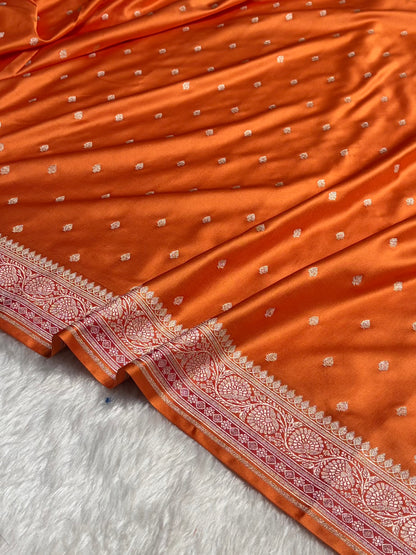 Rusty Orange Shades With Contrast Border Booti Mashru Silk Saree MS79