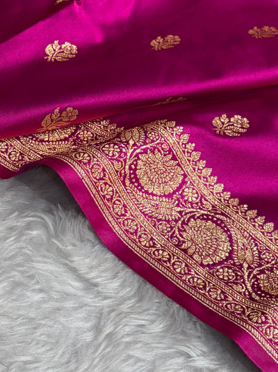 Banarasi Cross Magenta Floral Boota Pattern Satin Katan Silk Saree SK71