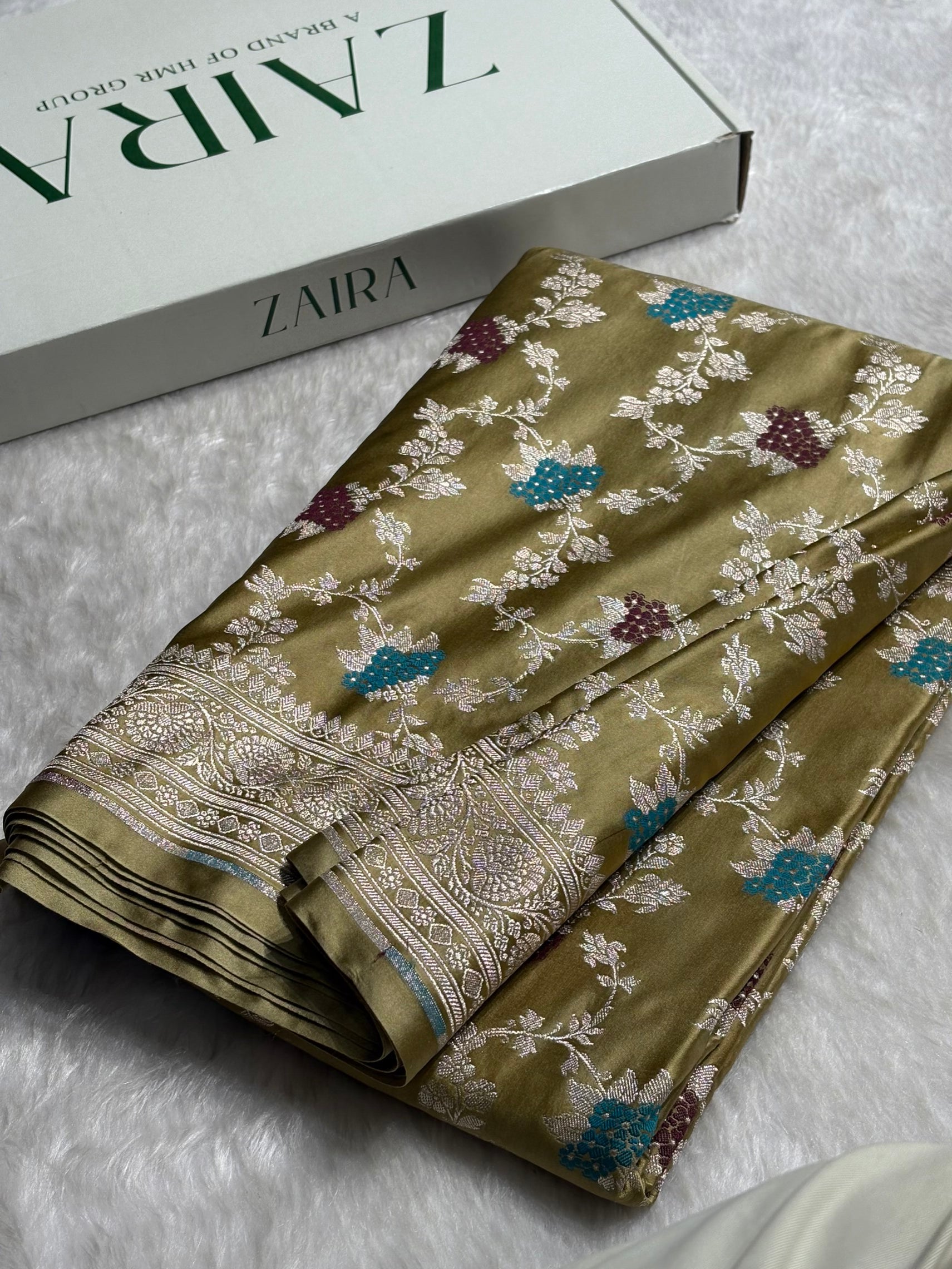 Olive Shades Jaal Pattern Mashru Silk Saree MS57