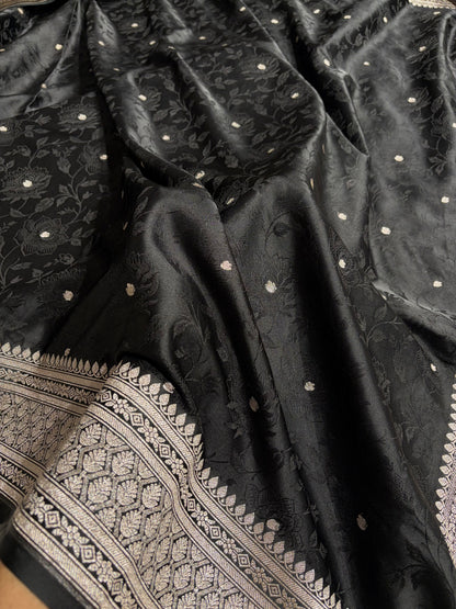 Black Tanchoi Floral Booti Mashru Silk Saree MS59