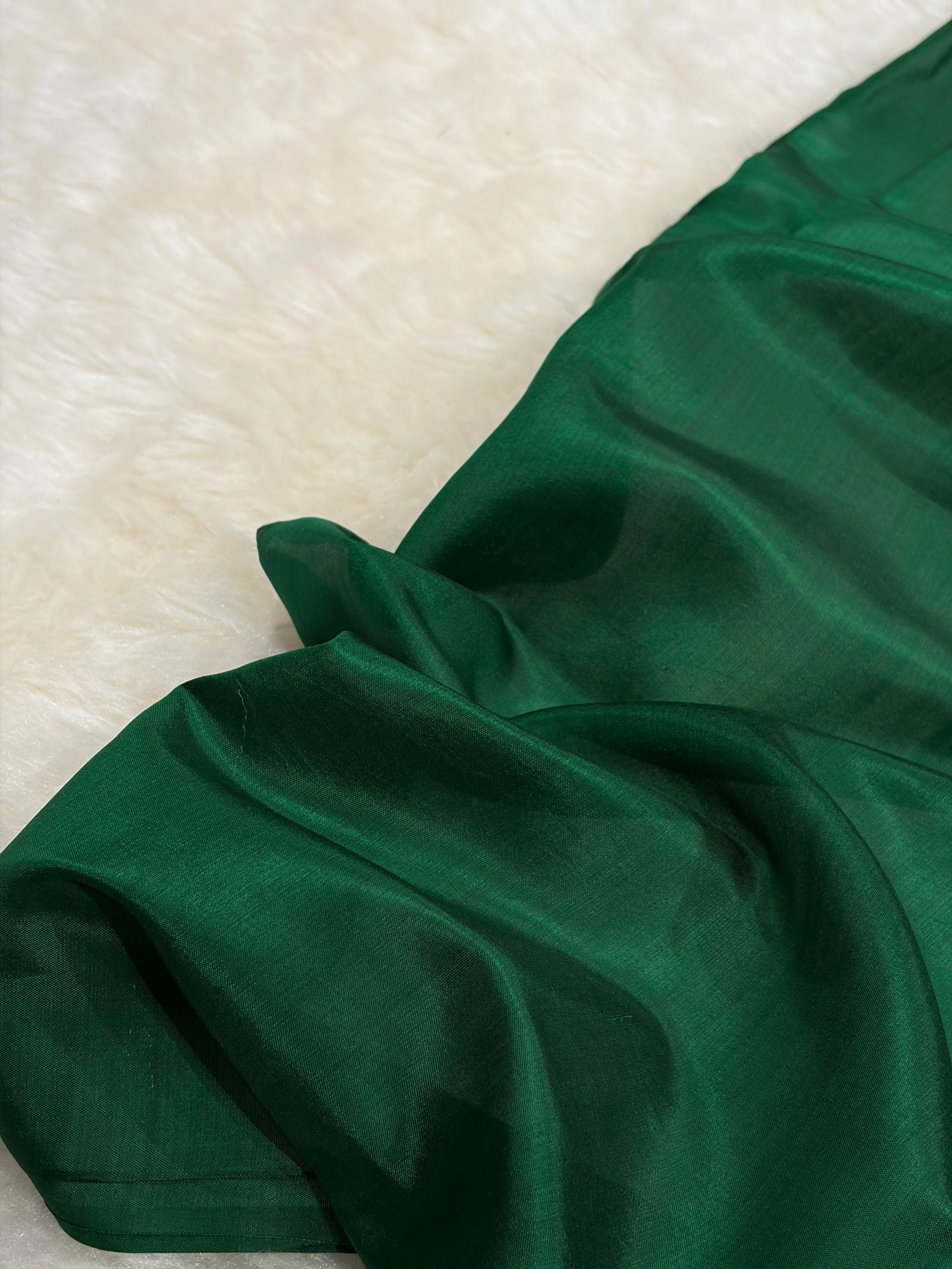 Banarasi Bottle Green Shades Minakari Boota Handwoven Pure Paper Silk Saree RM-92