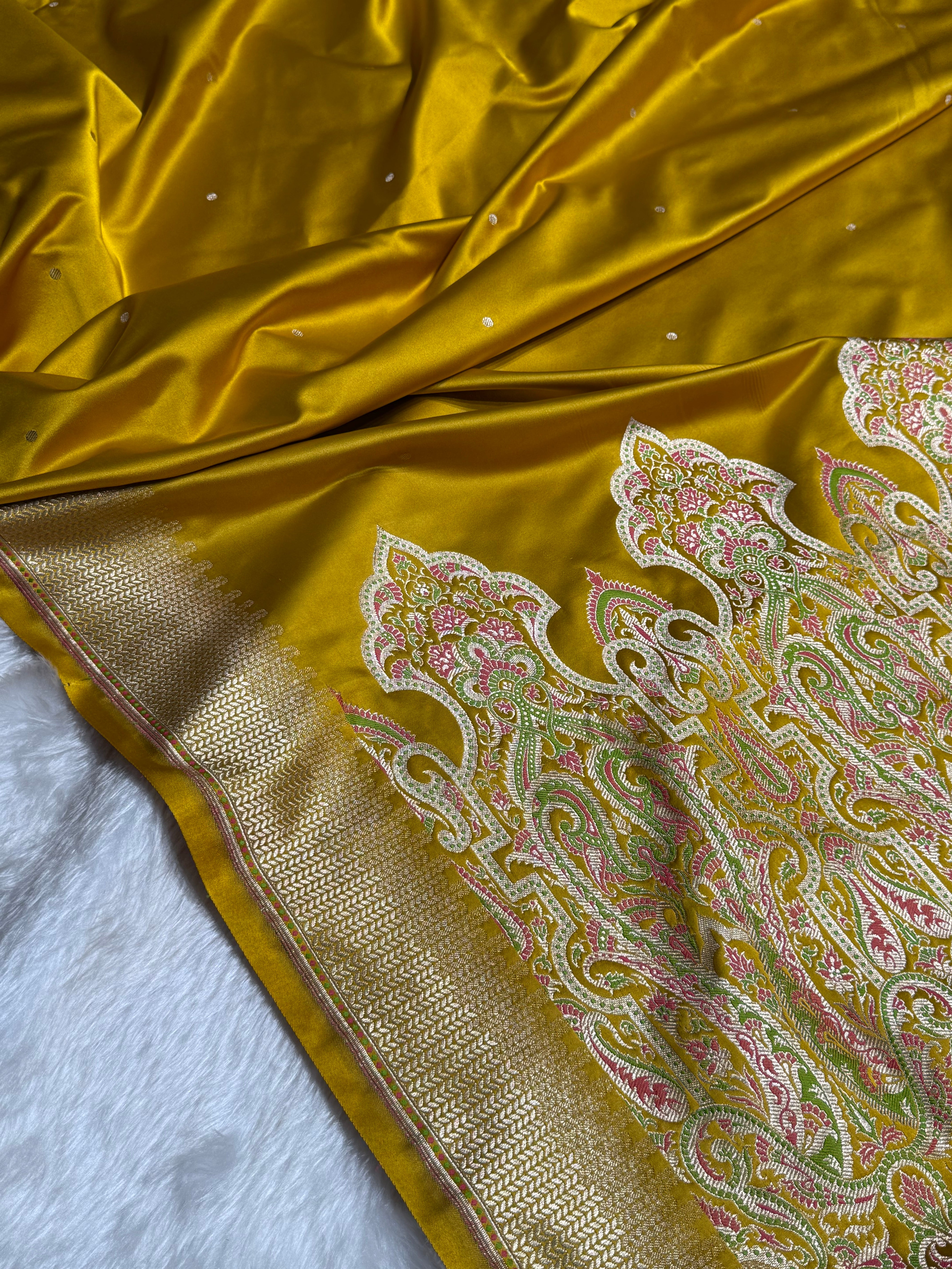 Lemon Mehendi Booti Pattern Satin Katan Silk Saree SK56