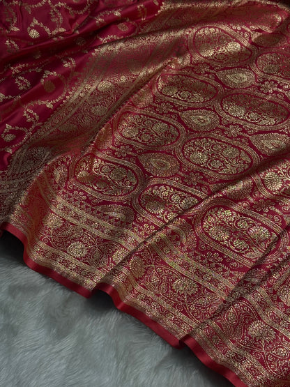 Reddish Pink Floral Jaal Pattern Satin Katan Silk saree SK55