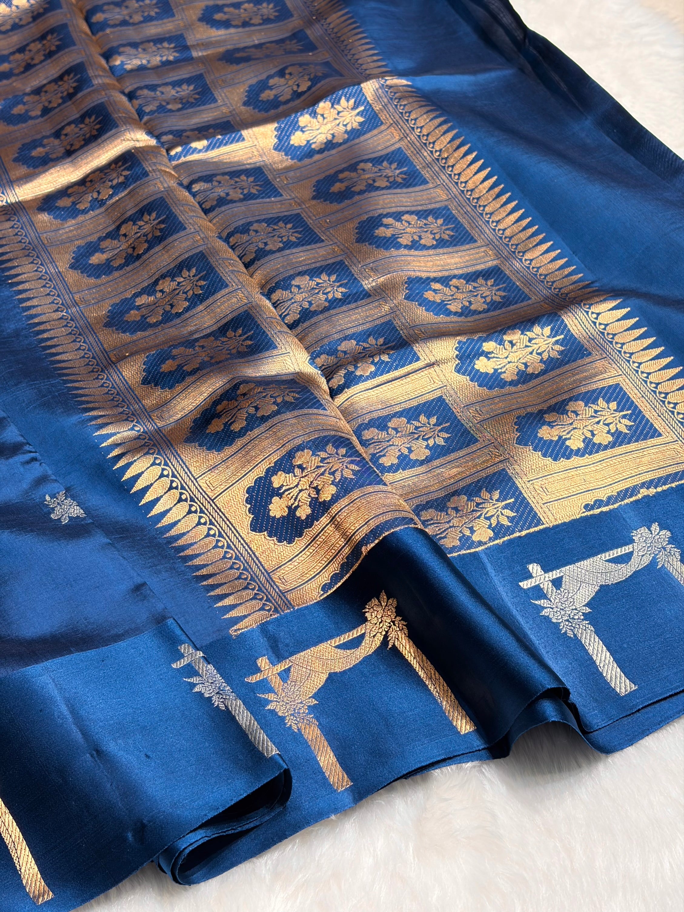 Royal Blue Shades Boota Handwoven Pure Raw Mango Silk RM-14