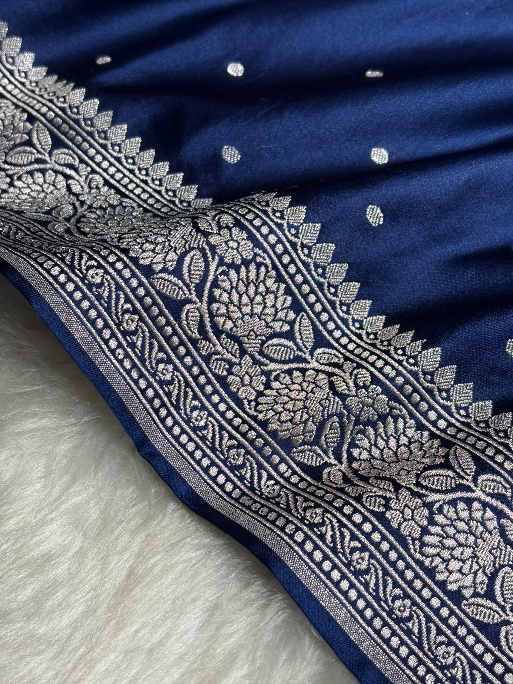 Navy Shades Booti Mashru Silk Saree MS65