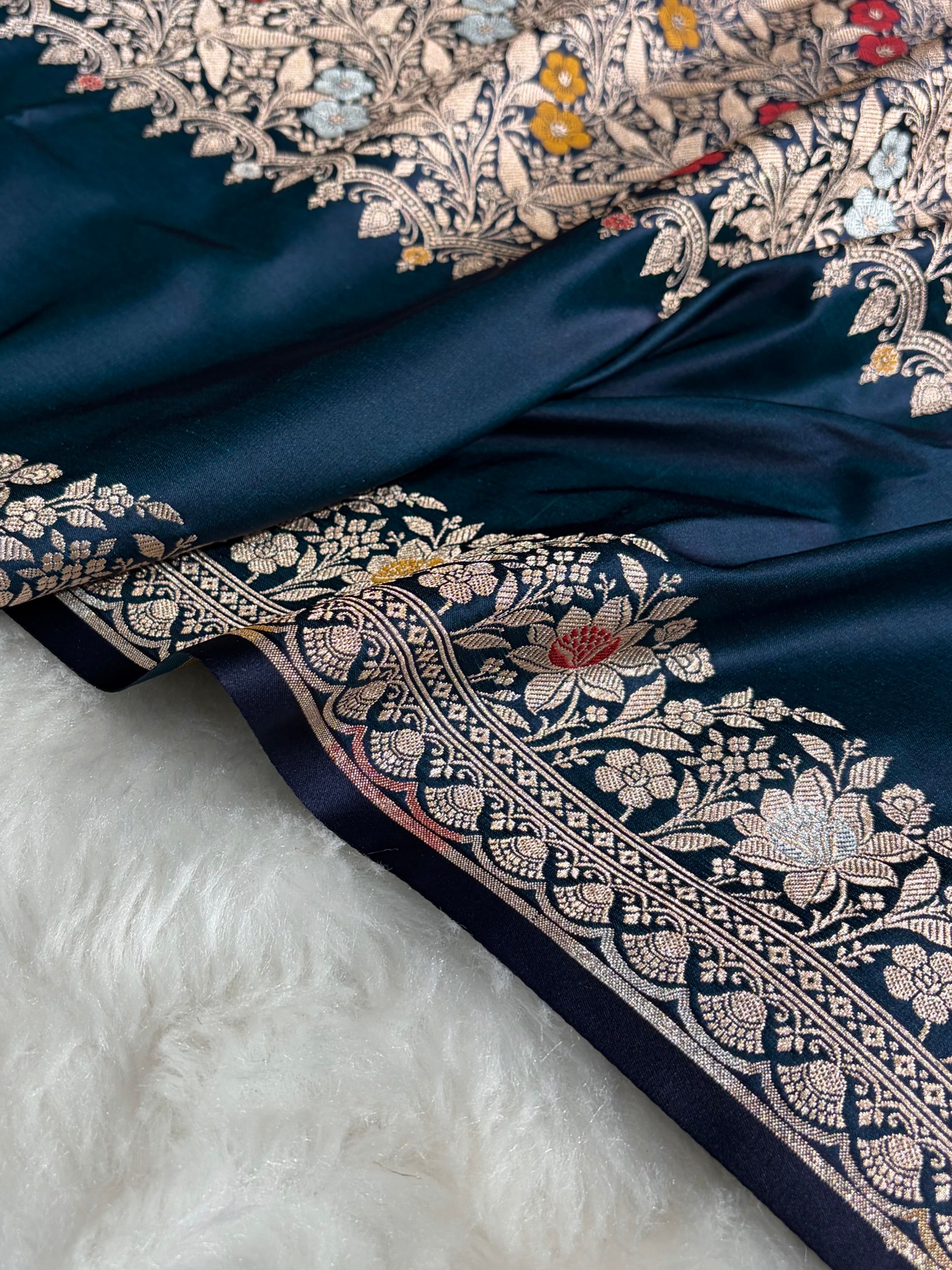 Dark Peacock Shades Banarasi Minakari Boota Skirt Pattern Floral Mashru Silk Saree MSM-116