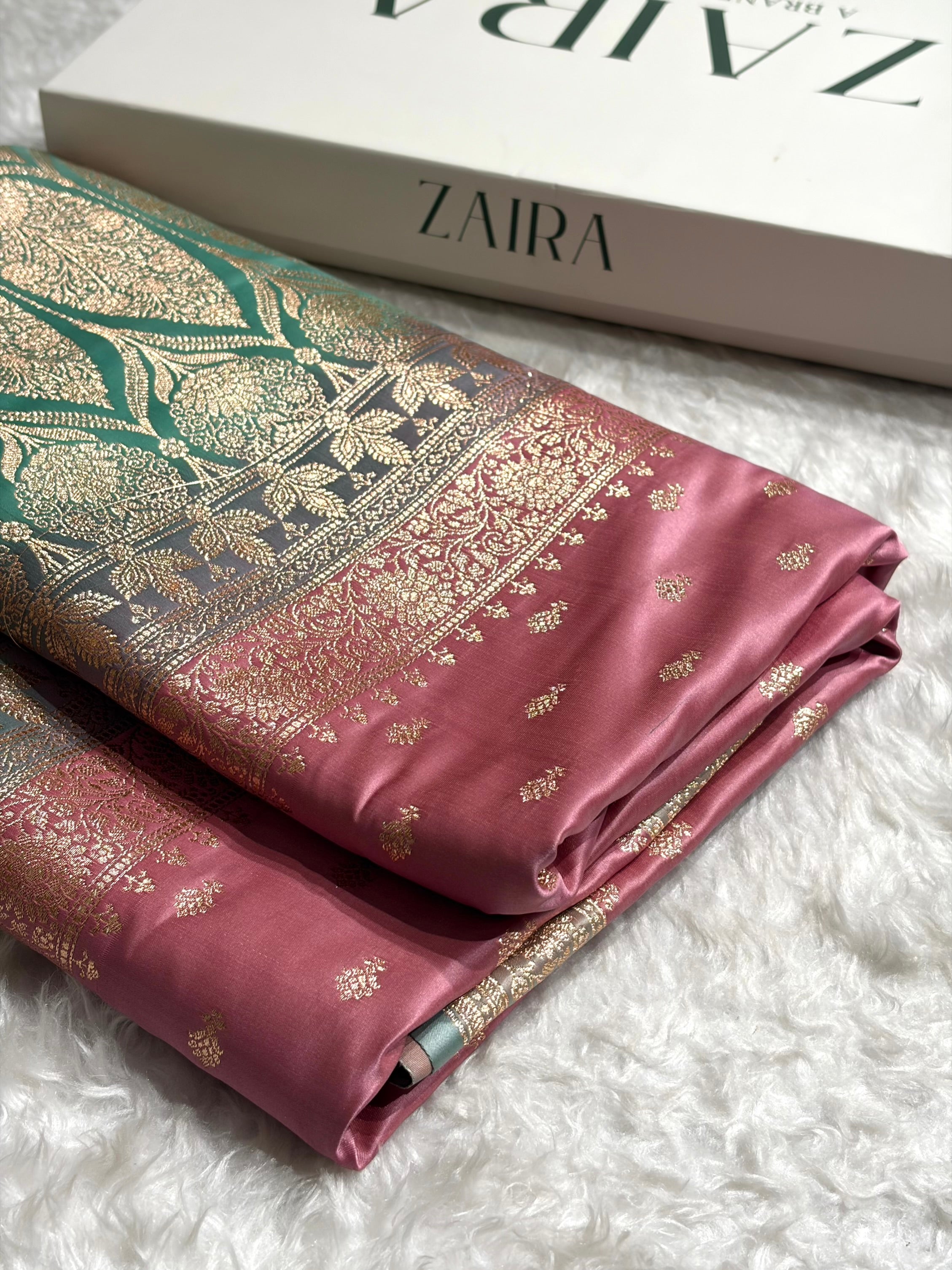 Contrast Baby Pink / Turquoise Floral Booti Banarasi Satin Katan Silk Saree SK16